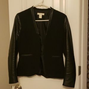 💕4/$20💕 H&M tailored blazer